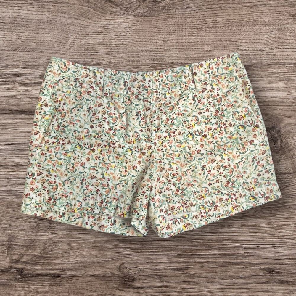 Loft Outlet Relaxed Fit White Green Peach Floral 4-Inch Shorts Women's Size 2